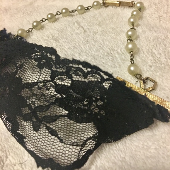 032 Ms Gilmore Vintage costume choker - Picture 6 of 10